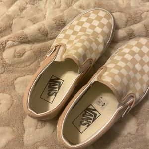 Size 6.5 tan and white checkered vans